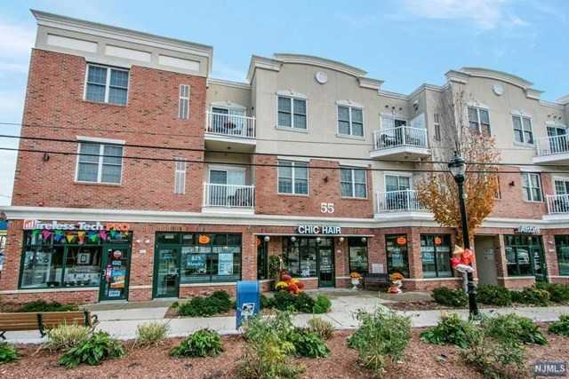 55 East Emerson Plaza Unit 304