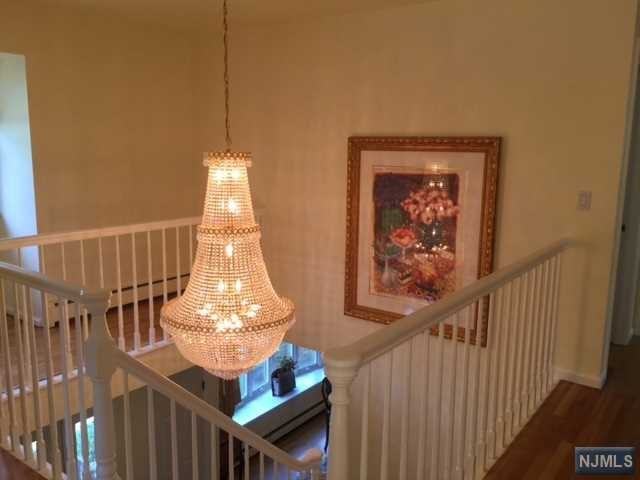 41 Trautwein Crescent - Photo 2 of 14