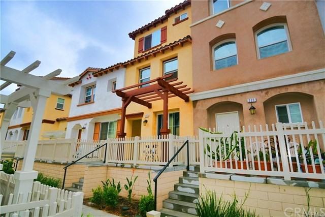 327 N Edenfield Avenue - Photo 2 of 9