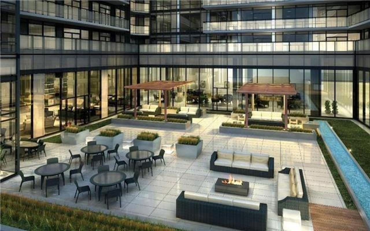 460 Adelaide Street East #32