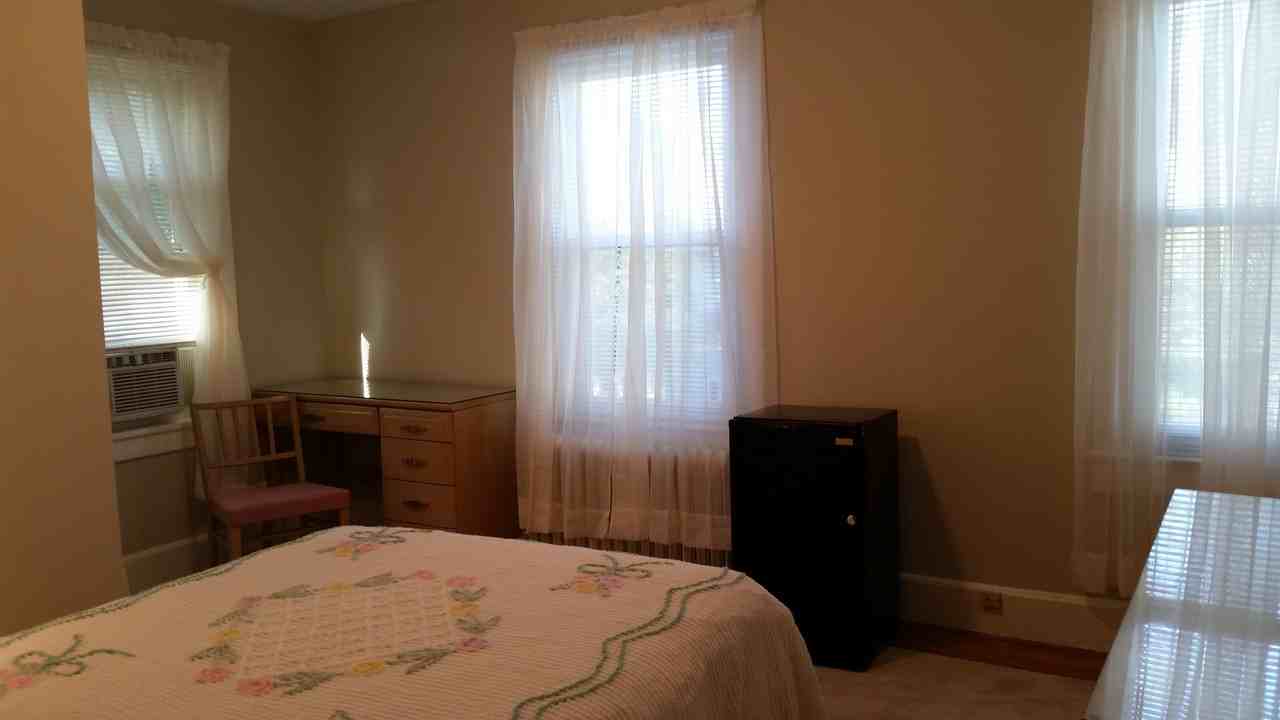 813 North Jackson Street - Photo 3 of 3