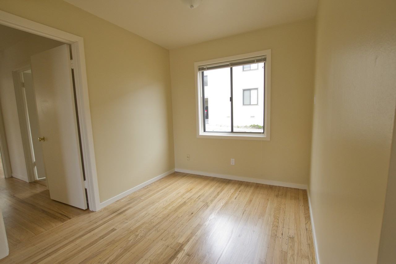 1588 Stilwell Road #D - Photo 3 of 7