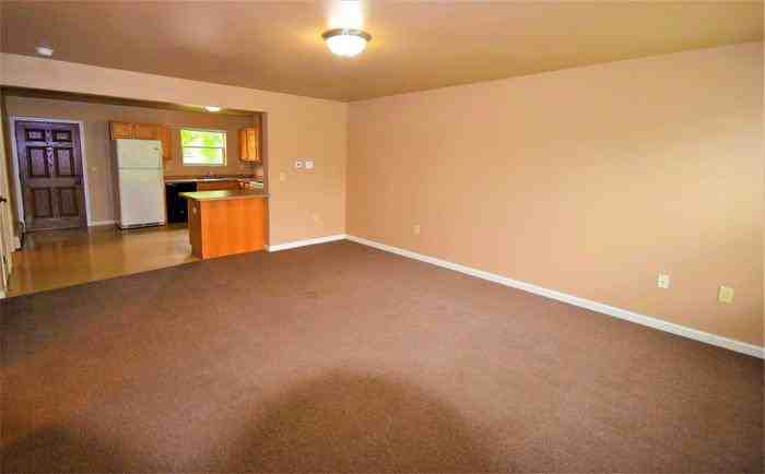 3700 Doolittle Dr #4 - Photo 3 of 23