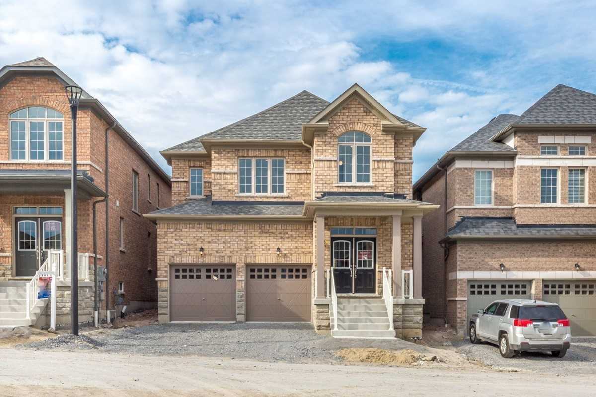 Taunton & Burkholder Dr, Pickering, ON L1X0G9 4 Bedroom Apartment for