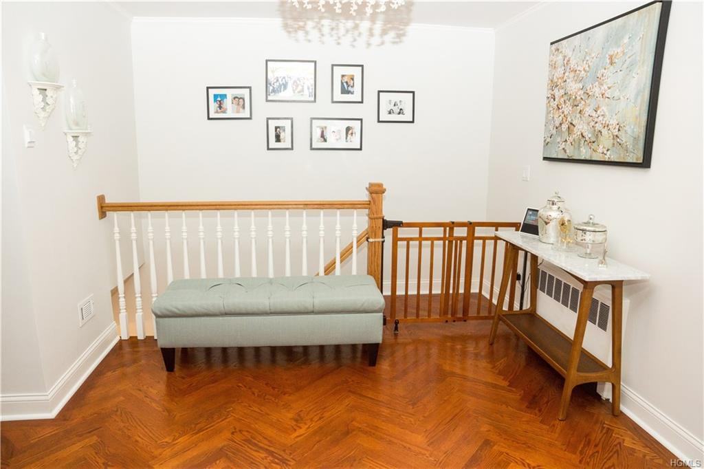 1515 Kennellworth Place 2nd Fl. - Photo 3 of 10