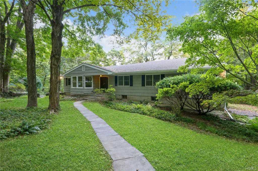 812 Sleepy Hollow Road - Photo 2 of 32