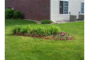 Chesapeake Landing Apartments - Photo 2 of 16