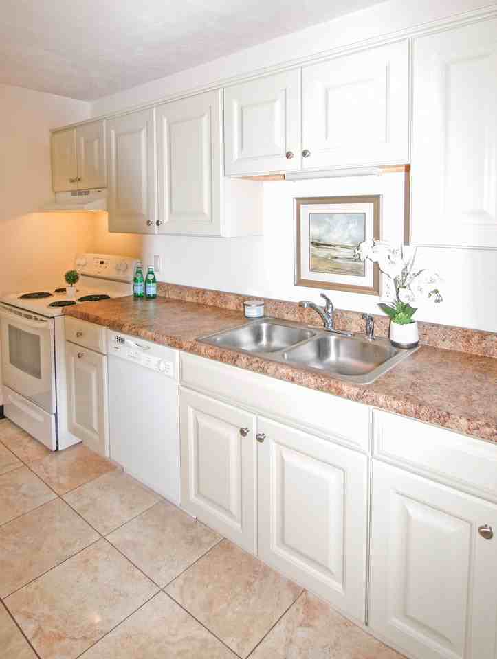 333 South Lewis Street - Photo 2 of 11