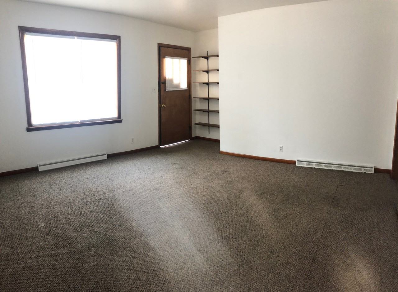 51 N. Ross St. - Photo 2 of 10