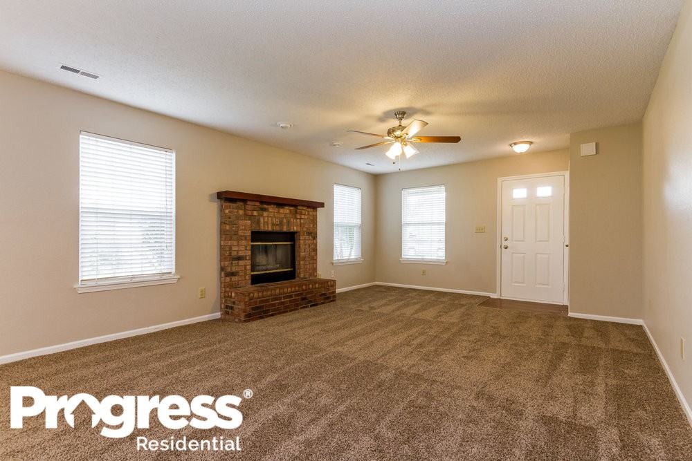 8446 Silverado Dr - Photo 3 of 21