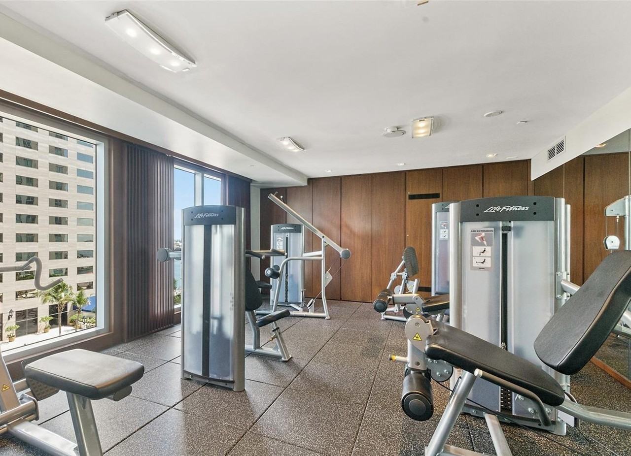 335 South Biscayne Boulevard - Photo 2 of 5