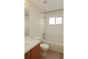 30842 Midtown Ct, Zephyrhills FL - Photo 3 of 20