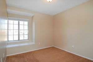 24475 Filaree Ave, Moreno Valley CA - Photo 3 of 20