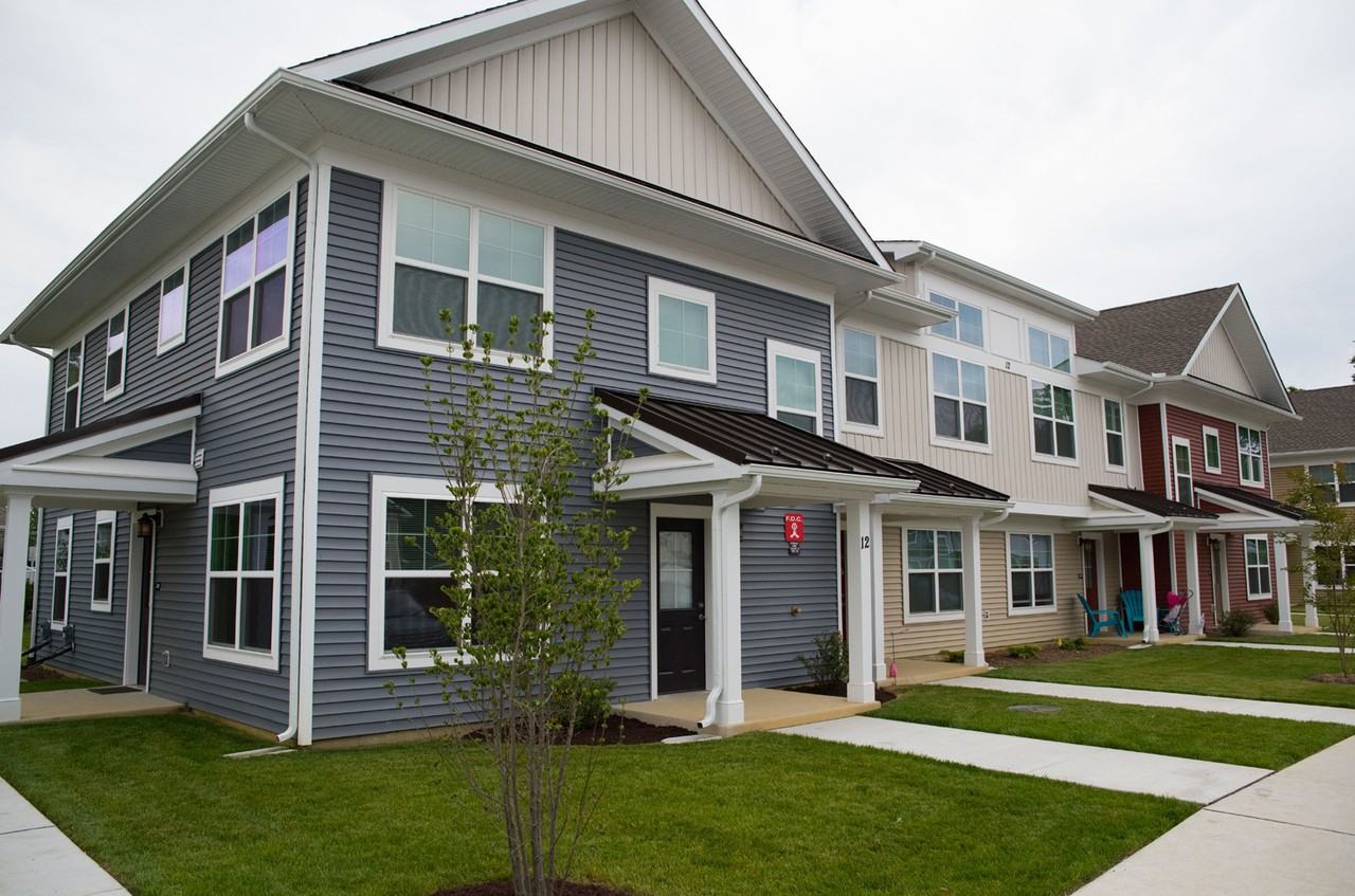 Riverwoods at Denton - Photo 2 of 16