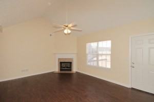 3985 Brushymill Ct, Loganville GA - Photo 3 of 20