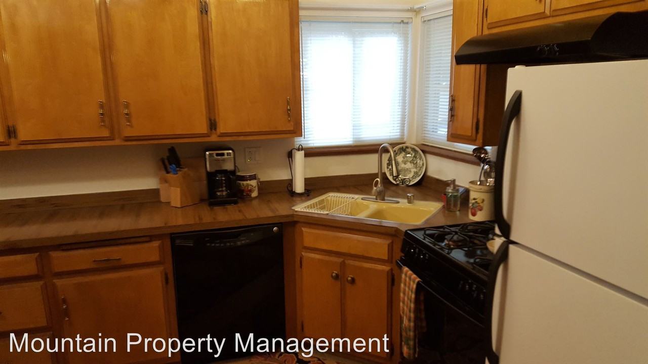 28474 Altamont Ct 28474 - Photo 3 of 12