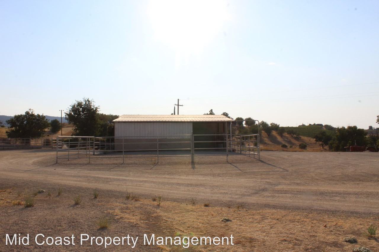 5989 Mustard Creek Road - Photo 3 of 13