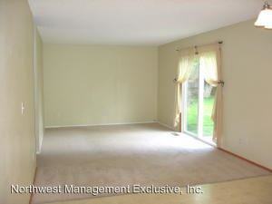 11912 Se 11th St. - Photo 3 of 5