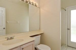 8987 Huntington Pointe Dr, Sarasota FL - Photo 3 of 20