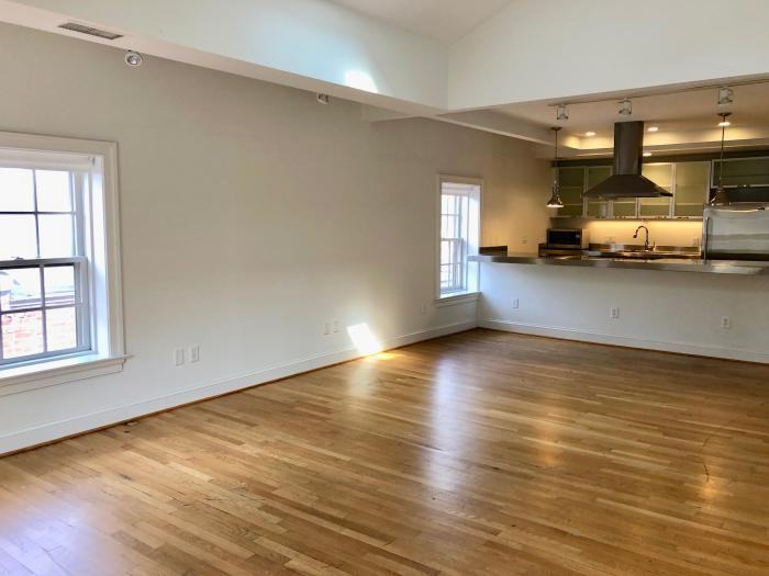 909 West Main Street - Photo 3 of 30