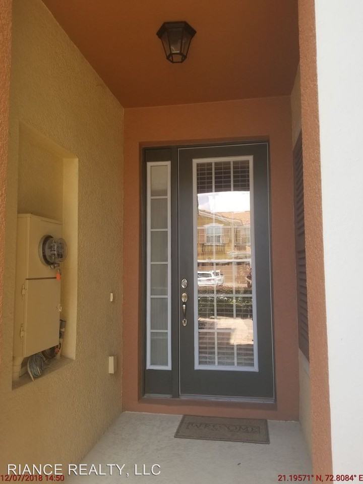 4910 Fiorazante Avenue - Photo 3 of 18