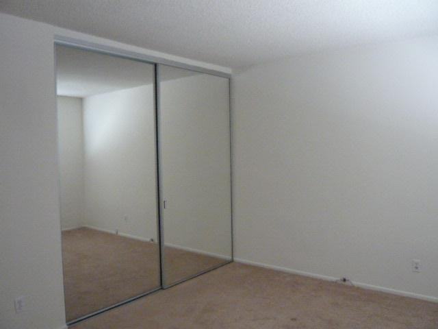 Court View Apartments - Photo 3 of 10