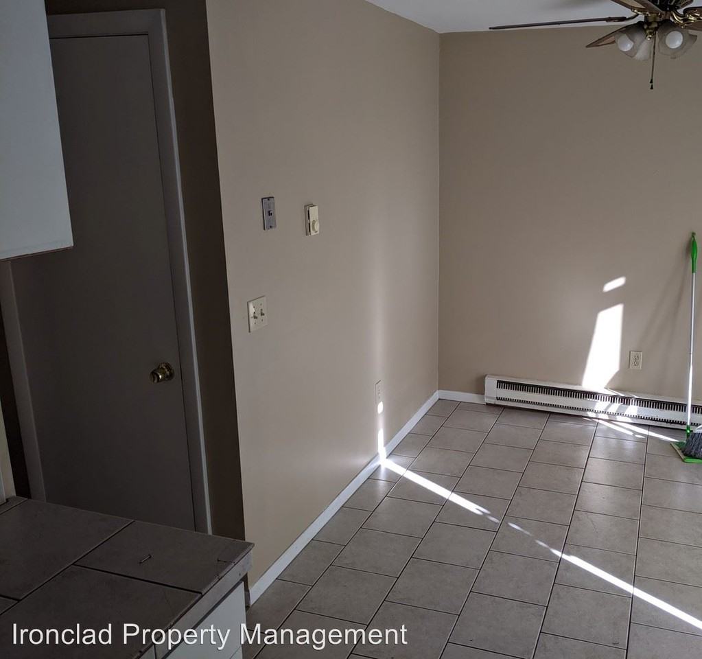 352-354 Scott Rd. - Photo 3 of 7