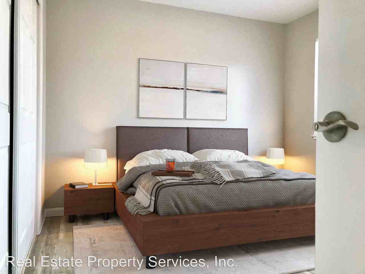 1108 Rosemarie Ln - Photo 2 of 10