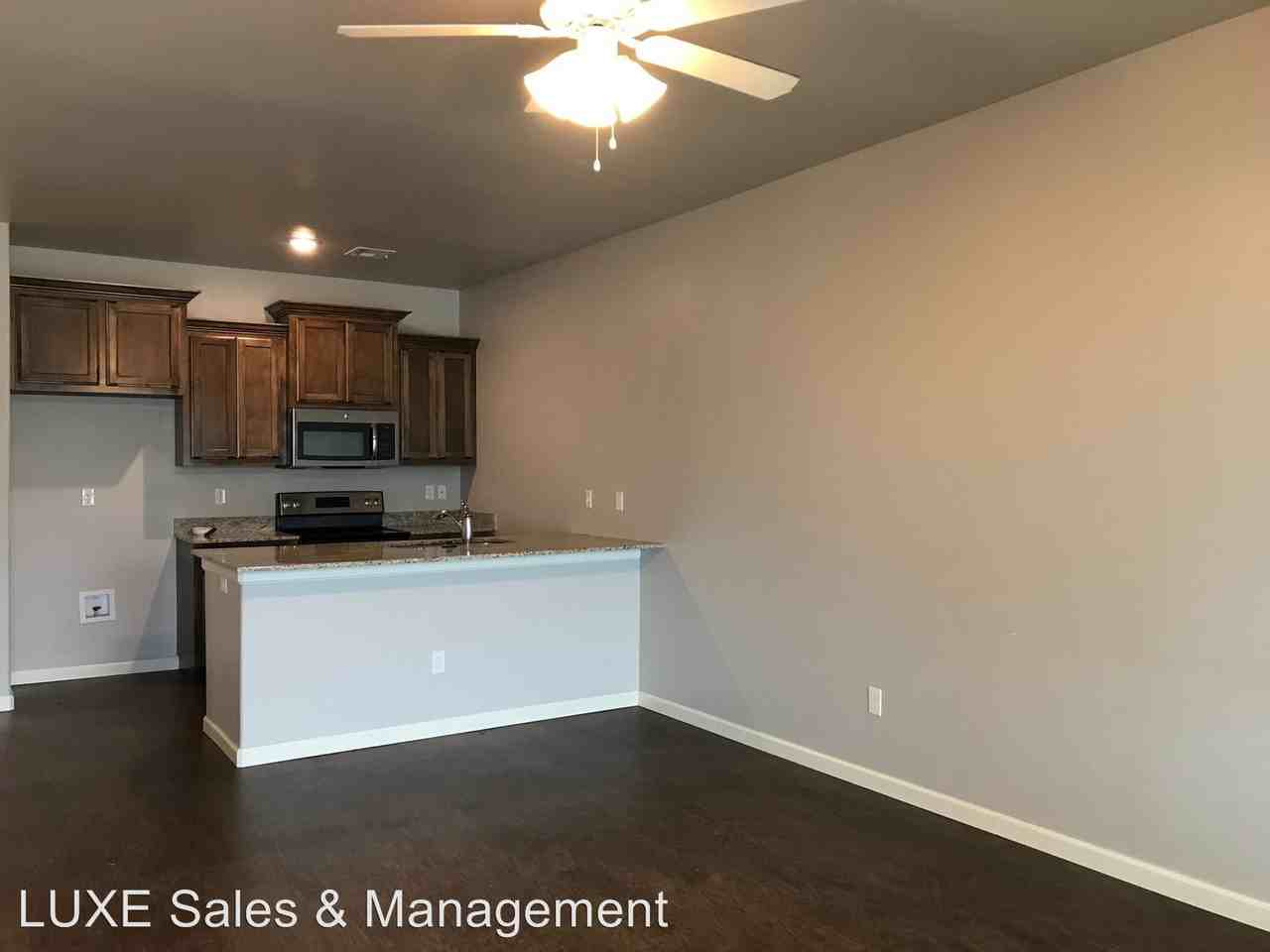 4716 Loch Lane - Photo 3 of 14