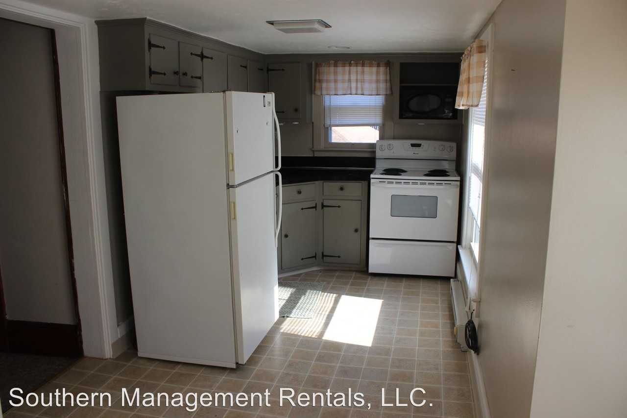 67 B W. Main St 2nd Floor - Photo 2 of 6