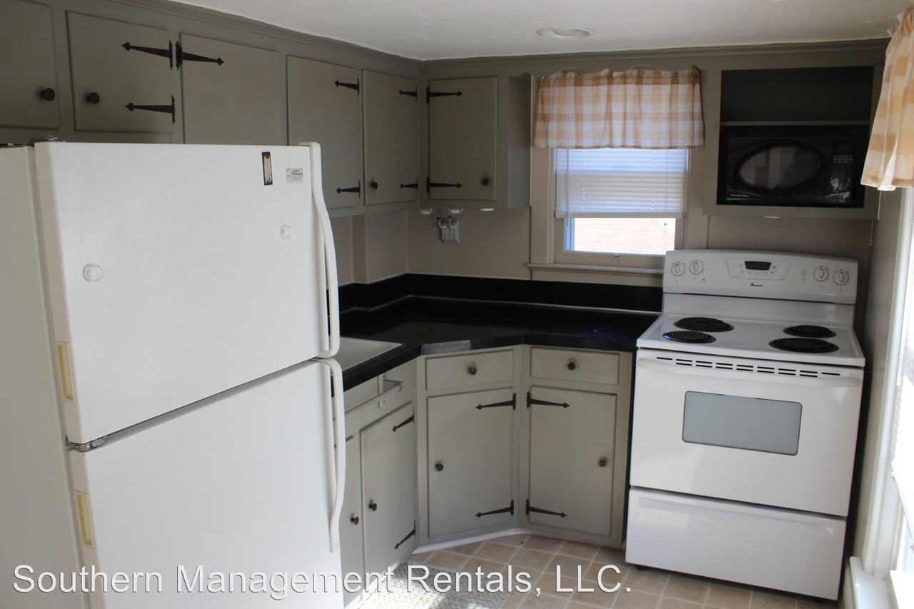 67 B W. Main St 2nd Floor - Photo 3 of 6