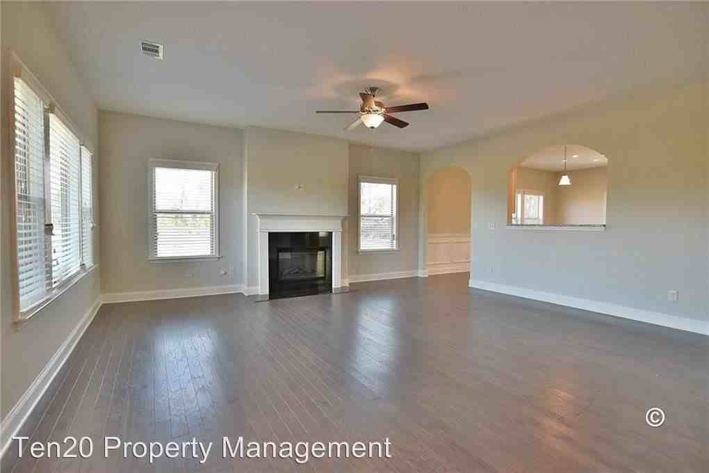 128 Lee Road 2216 - Photo 2 of 16