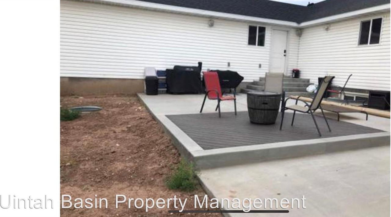 3091 S 5000 W - Photo 2 of 3