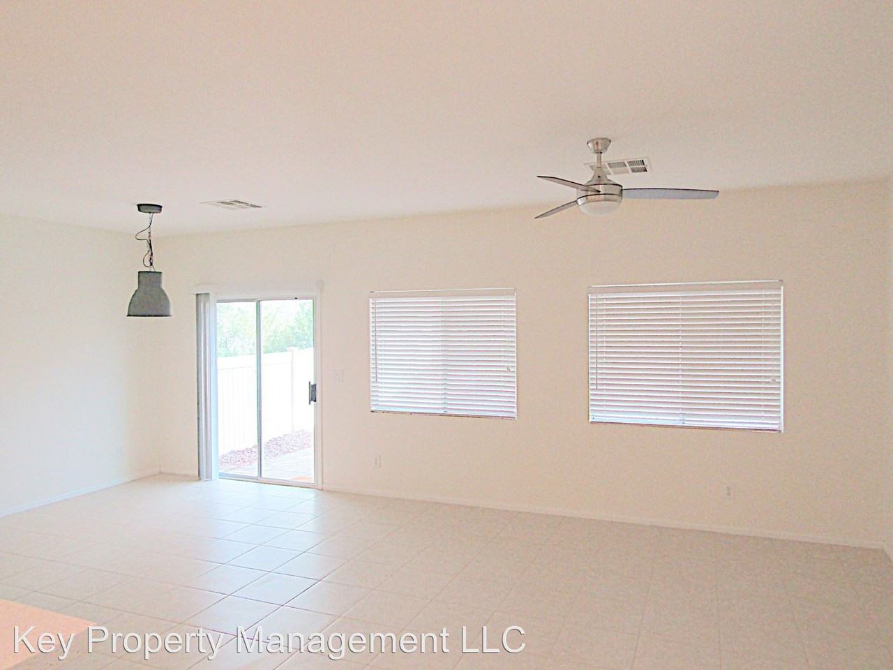 1577 Buffalo Brubaker Ln - Photo 2 of 15