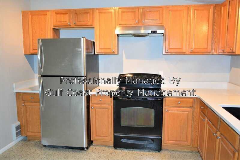 1930 9th Street - Photo 3 of 16