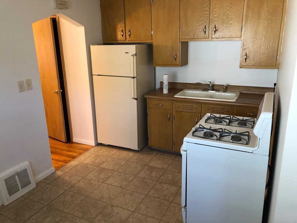 5209 Bloomington Ave - Photo 3 of 8