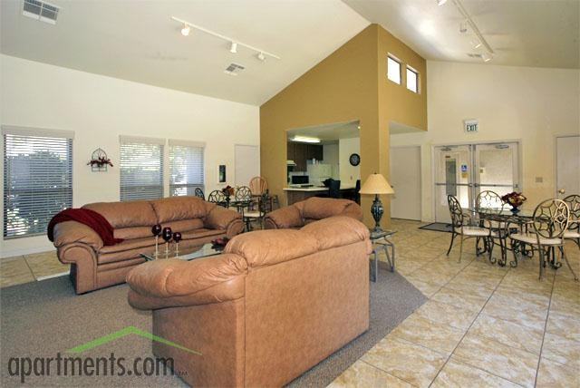 Maroa Park Apartments - Photo 3 of 23