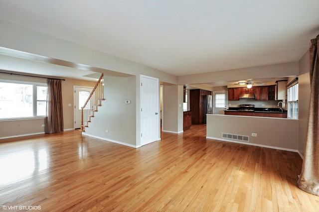 147 Spring Ave - Photo 3 of 15