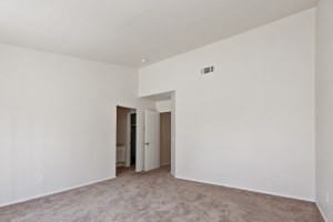 44135 17th St E, Lancaster CA - Photo 2 of 20