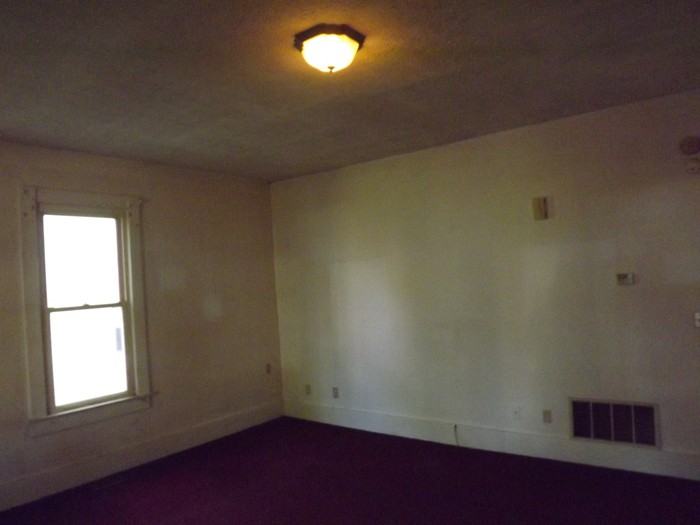 724 E Decatur St Eaton Oh 45320-1925 - Photo 2 of 10