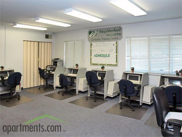 Pedestal Gardens Apartments - Photo 3 of 10