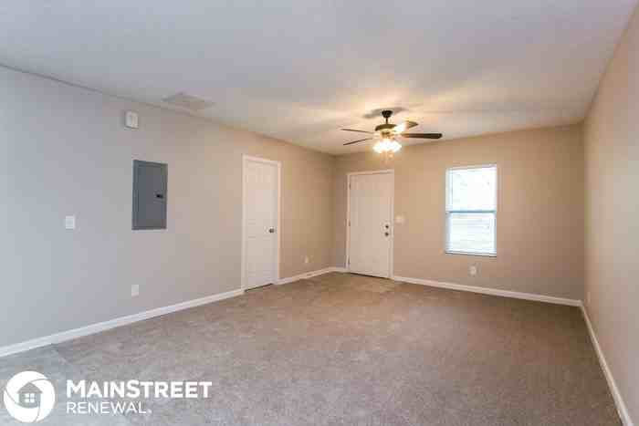 120 Hemphill School Road Northwest - Photo 3 of 15