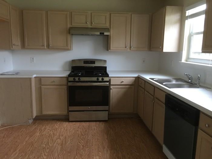 10515 Berclair Drive - Photo 3 of 17