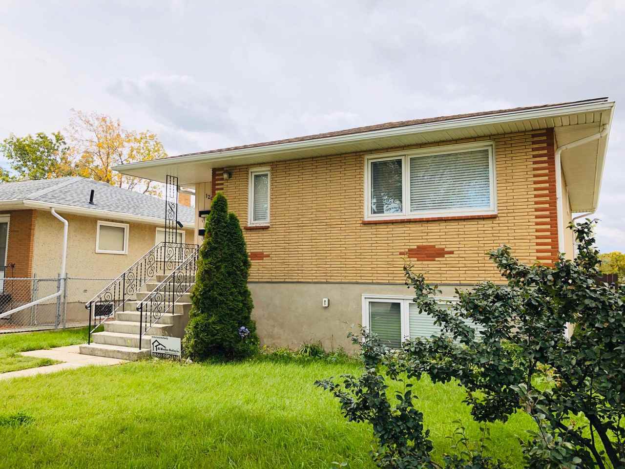 1209 Bond Street - Photo 2 of 22