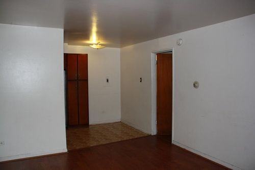 13827 S Halsted St - Photo 3 of 11