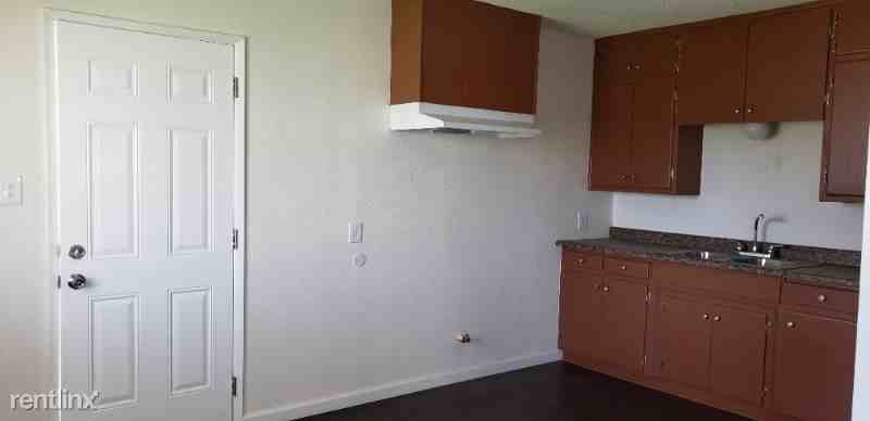 17542 Blythe Way - Photo 2 of 14