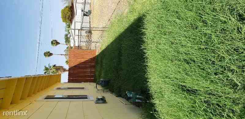 17542 Blythe Way - Photo 3 of 14