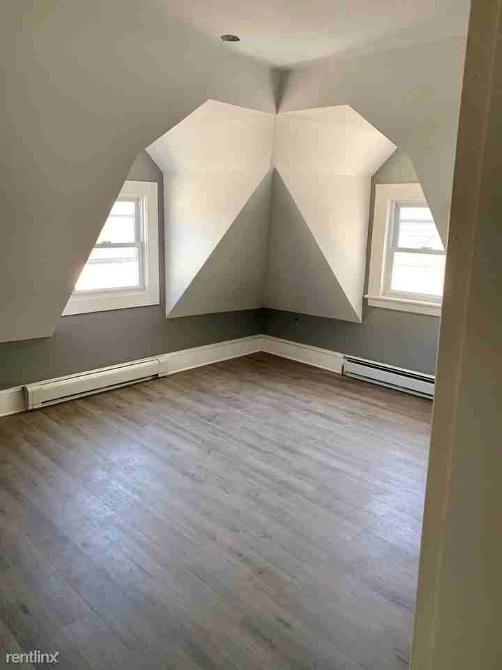 403 Columbus Boulevard Llc - Photo 3 of 10