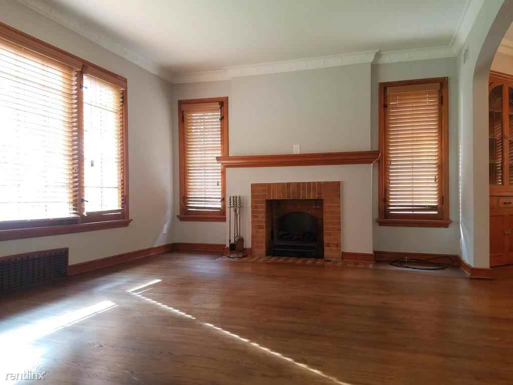 2609 N 68th Street - Photo 2 of 30