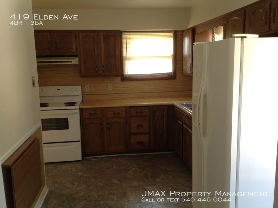 419 Elden Ave - Photo 2 of 16